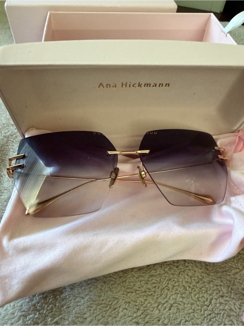 Ana Hickmann Women's Gradient Rimless Sunglasses - Gold Accents
